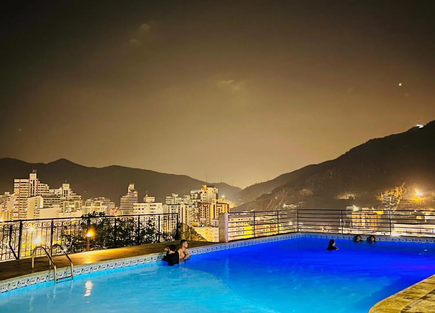 Apartamento En Santa Marta Frente Al Mar 0*,