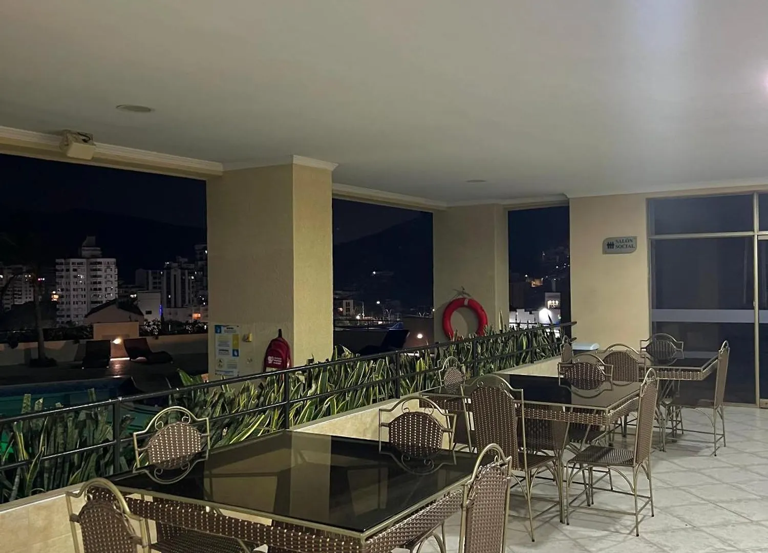 Apartamento En Santa Marta Frente Al Mar